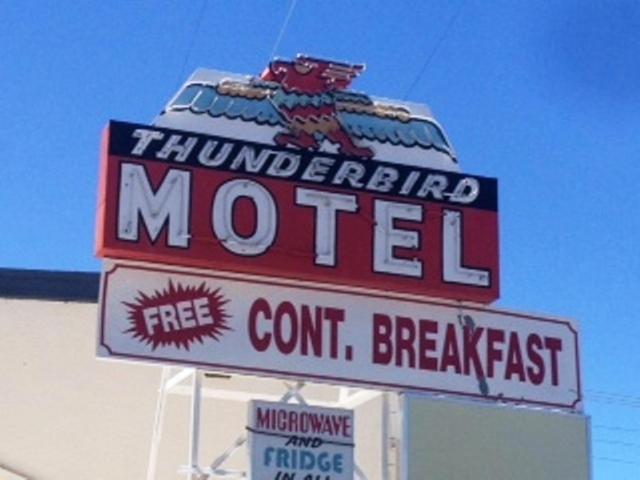 Thunderbird Motel Bishop Kültér fotó