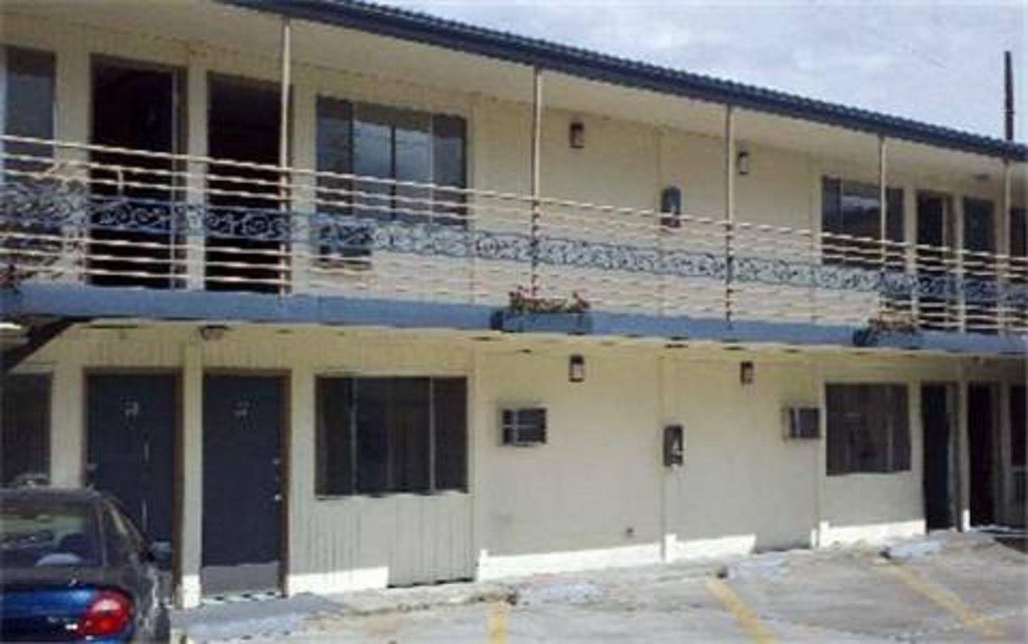 Thunderbird Motel Bishop Kültér fotó